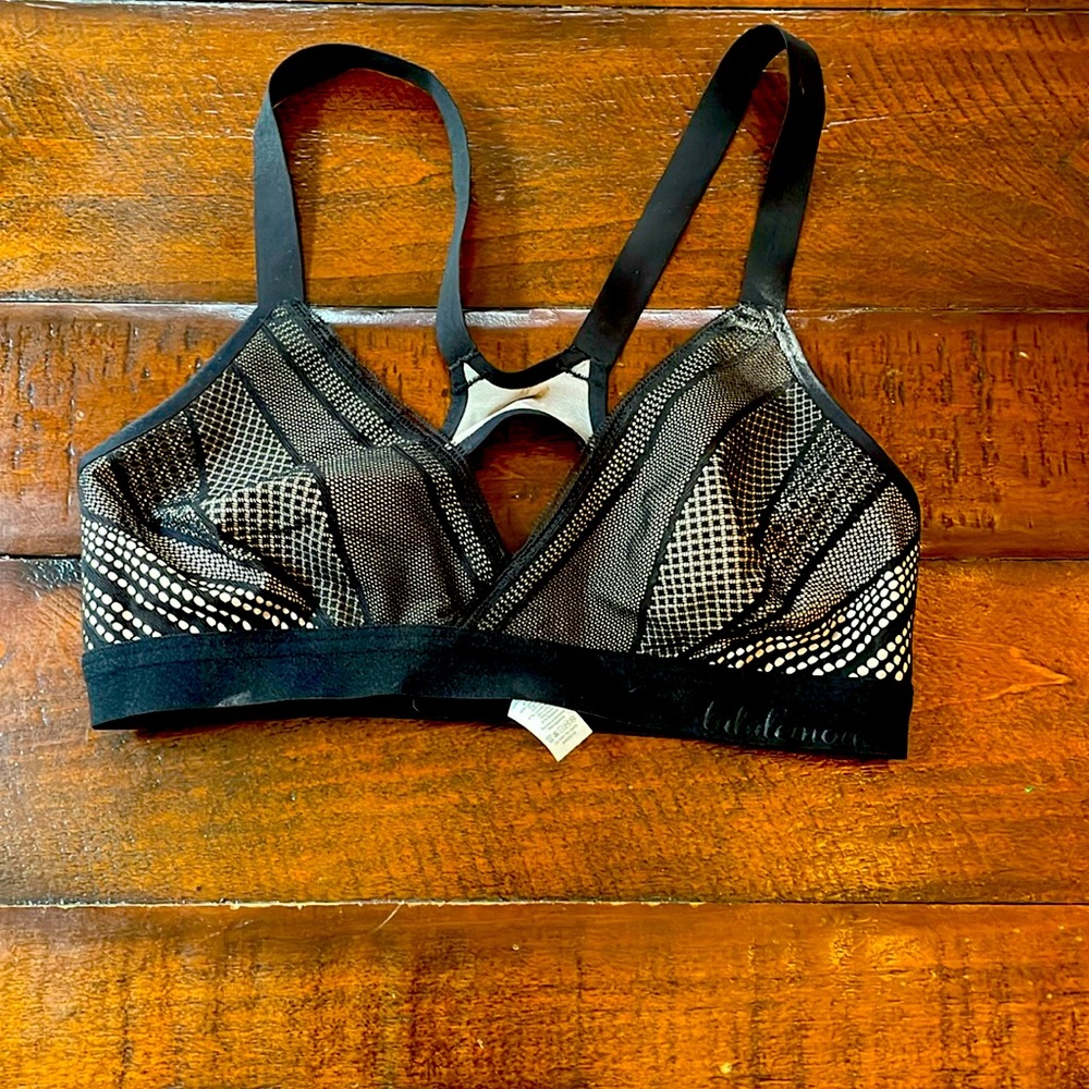 Lululemon bra